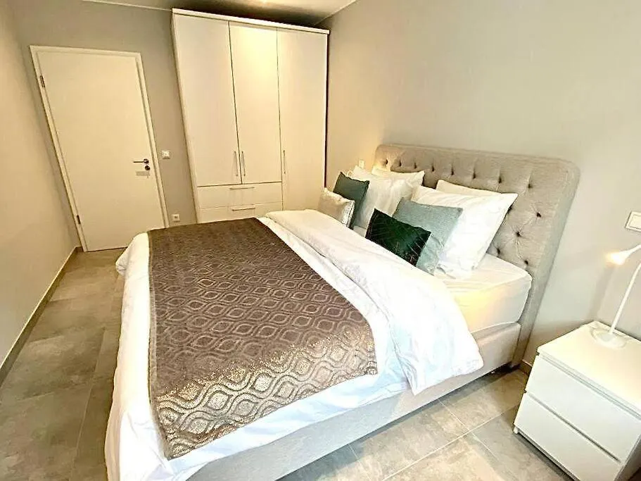 Apartman Large 3 Bedrooms With Private Parking-Limp2 Luxemburg